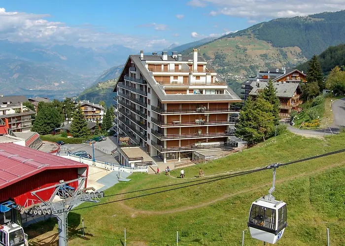 Olympic R4 By Interhome